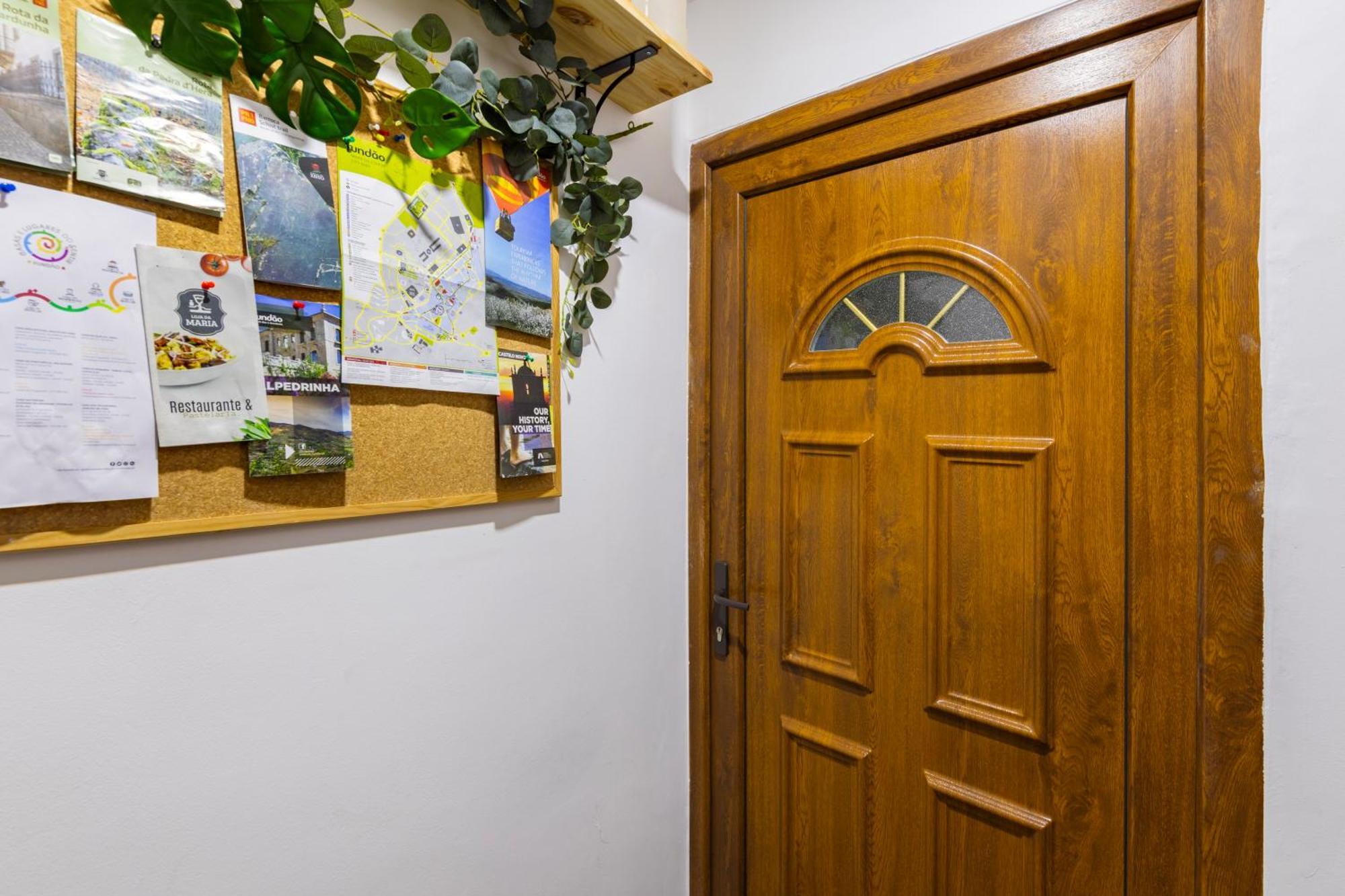 Cosy Remodeled Apartment In The City Center Fundão Екстериор снимка