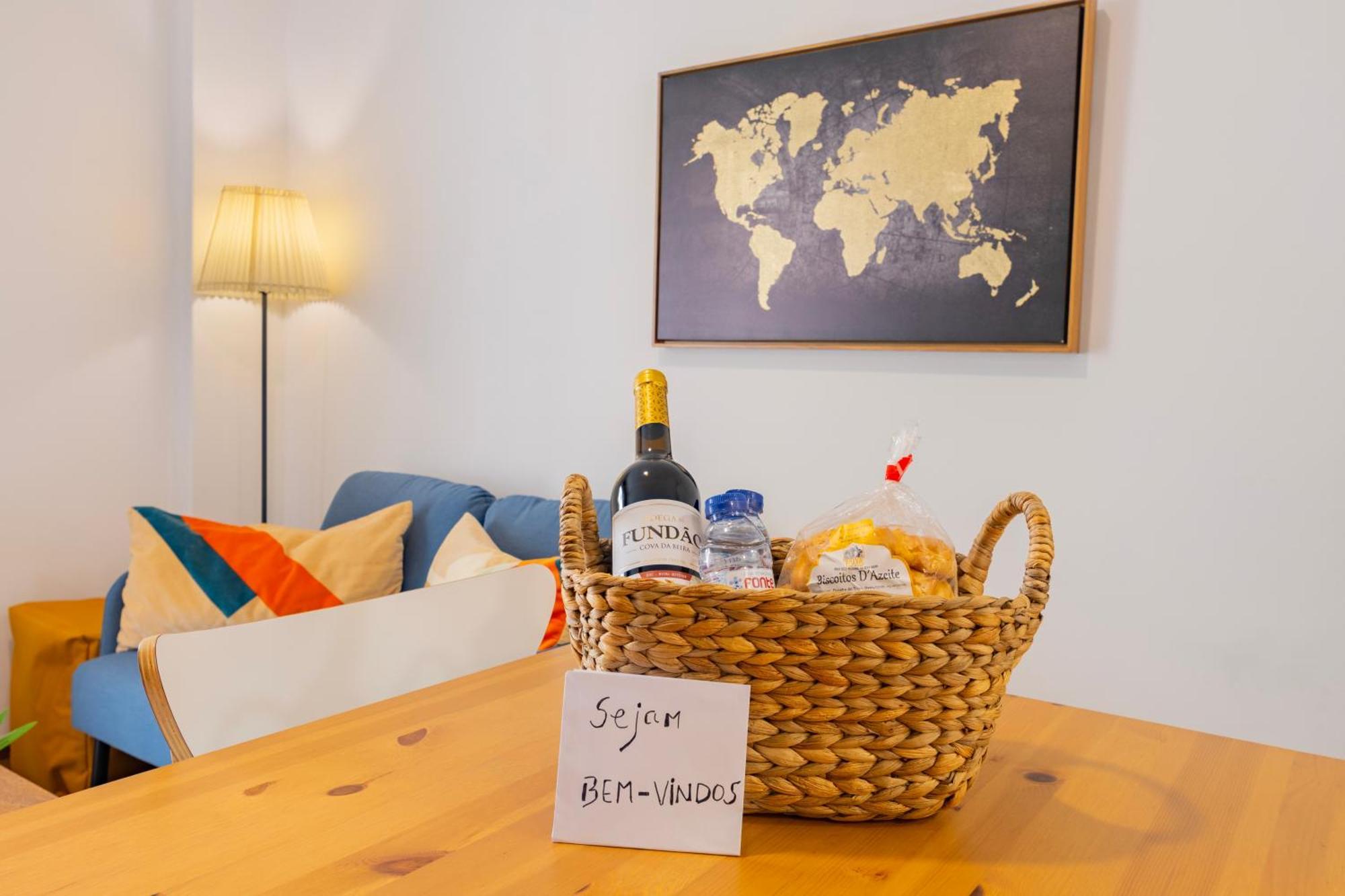 Cosy Remodeled Apartment In The City Center Fundão Екстериор снимка